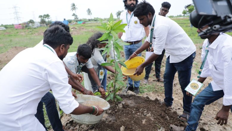 *தமிழகம் முழுக்க 5000 மரக்கன்றுகளை நடும் நடிகர் சௌந்தரராஜா*