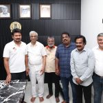 துணை முதல்வருக்கு திரைப்பட வினியோகஸ்தர்கள் சங்க நிர்வாகிகள் வாழ்த்து!