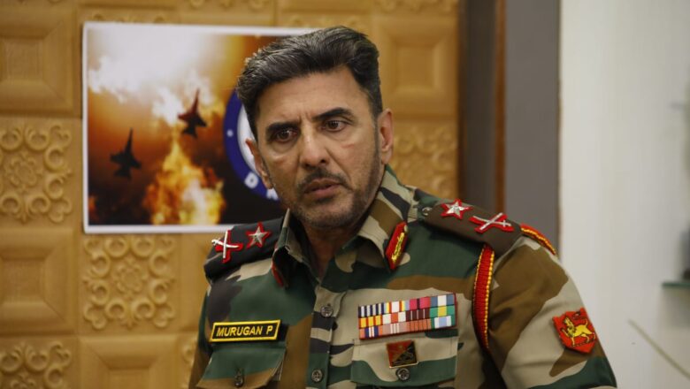அனுராதா அன்பரசு தயாரிக்கும் படம் “கமாண்டோவின் லவ் ஸ்டோரி”