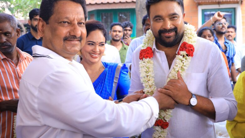 ரவீந்திரன், டிரைடென்ட் ஆர்ட்ஸின் 22வது படத்தை சுல்தான் ஜசானி மற்றும் சேத்தன் தியோலேகர் ஆகியோரோடு இணைந்து தயாரிக்கிறார்*