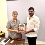 முன்னாள் தலைவருமான திரு. எஸ். ஏ. சந்திரசேகரன் அவர்களை சங்கத்தின் தற்போதைய தலைவர் திரு.ஜி.கே. எம். தமிழ்க்குமரன் அவர்கள் சந்திப்பு! ,